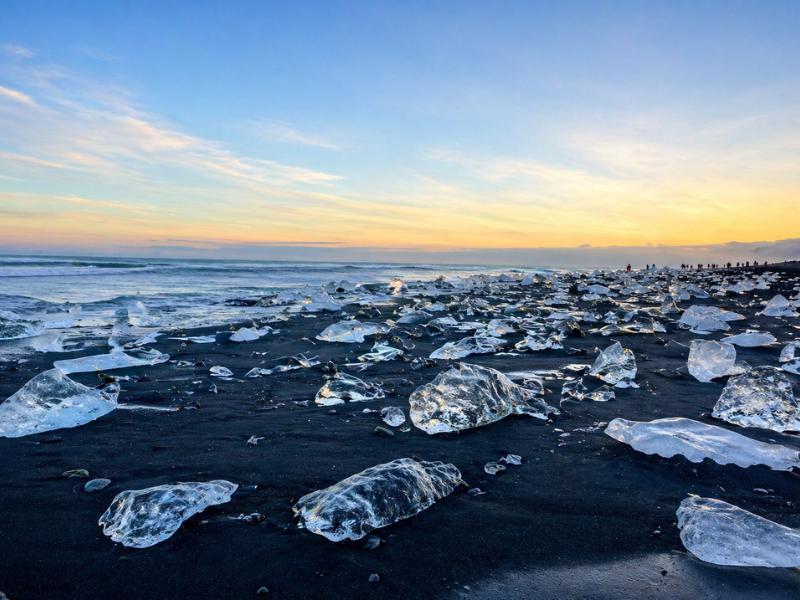 Jökulsárlón Glacier Lagoon 12hr Tour